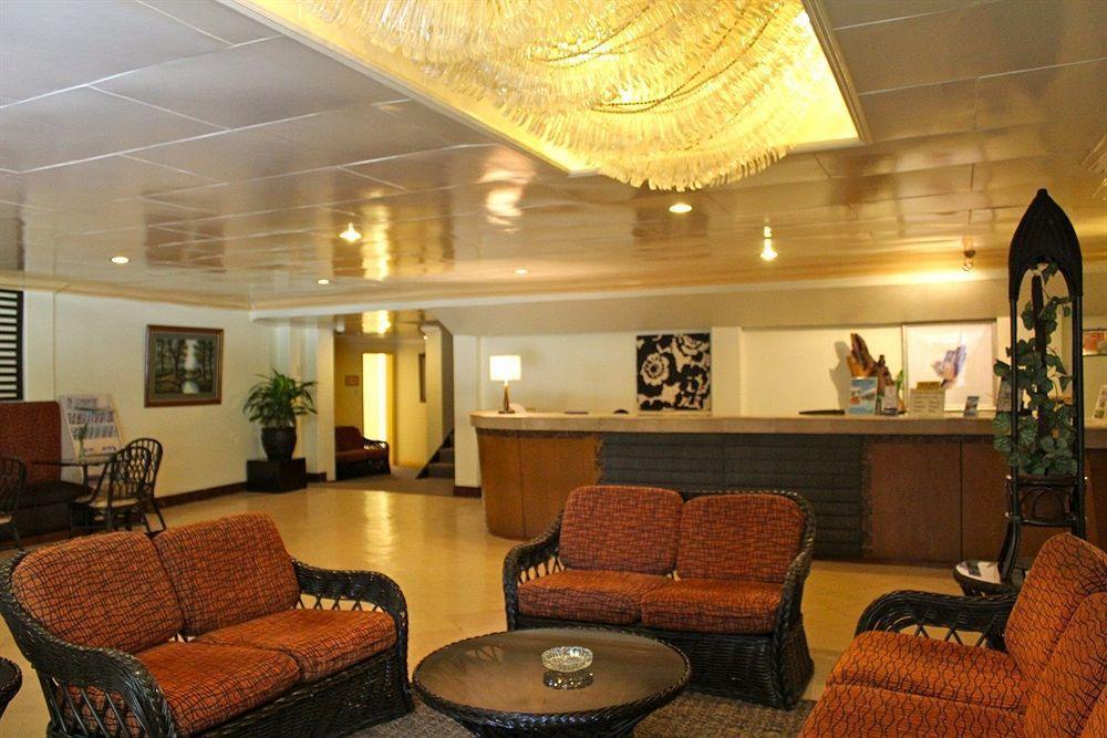 Hotel Cesario 막탄 외부 사진